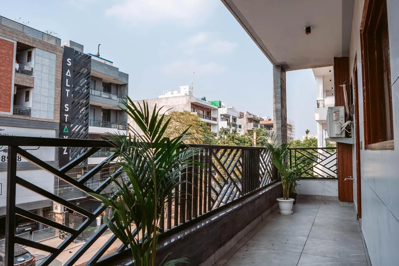 Hotel Flxho Duo - Serviced Apartment & Rooms - Golf Course Road Gurgaon