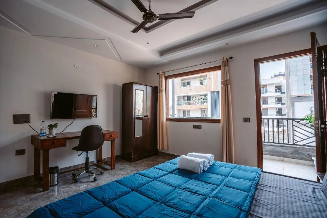 Flxho Duo - Serviced Apartment & Rooms - Golf Course Road Gurgaon 3*,